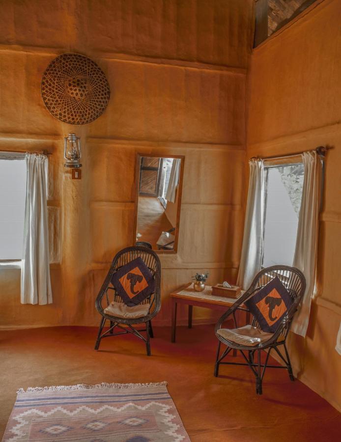 Tiger Tops Karnali Lodge Bardiya Extérieur photo