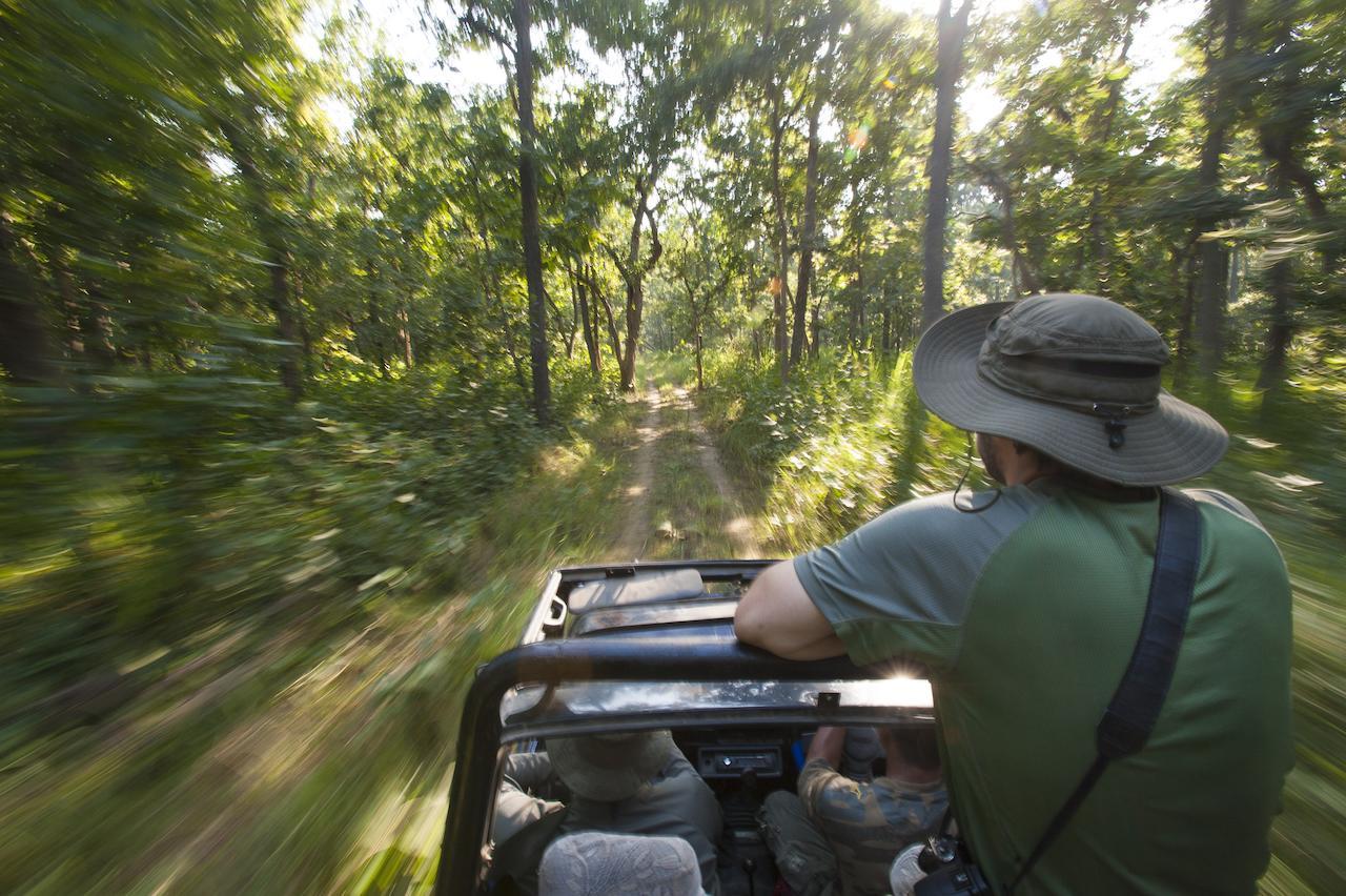 Tiger Tops Karnali Lodge Bardiya Extérieur photo